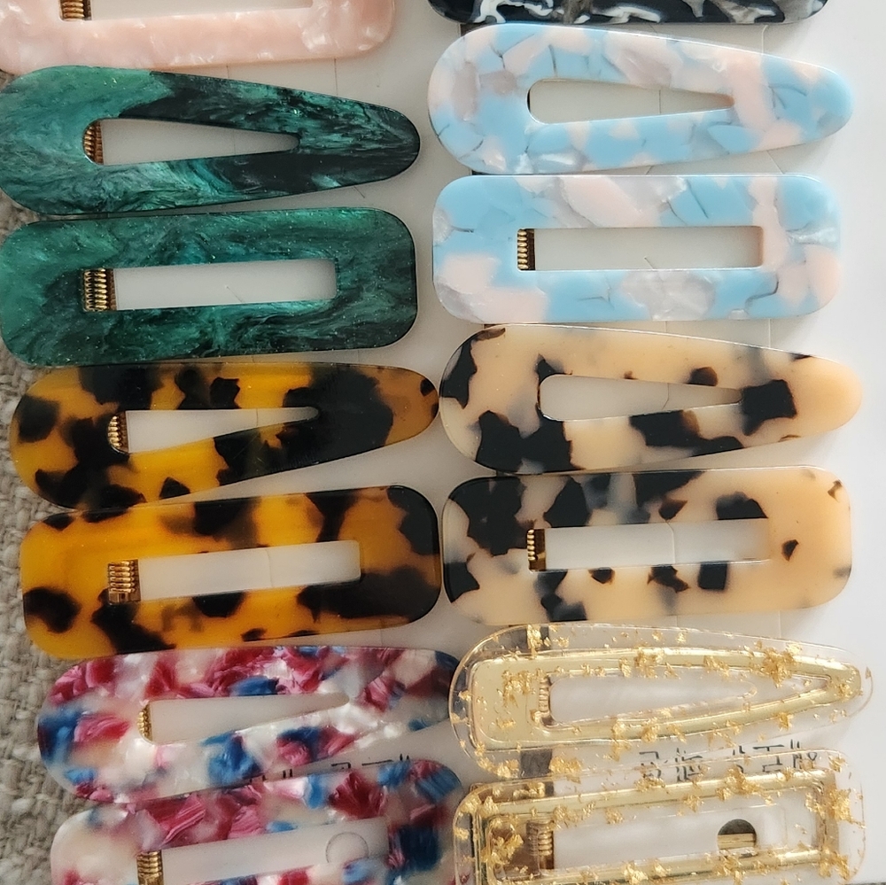 2 pack of hair clips